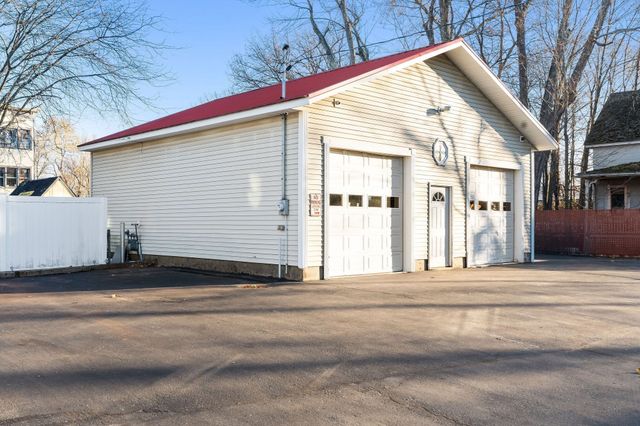 381 Summer Street, Fitchburg, MA 01420