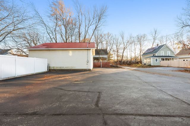 381 Summer Street, Fitchburg, MA 01420