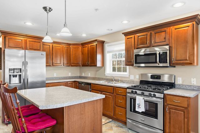 381 Summer Street, Fitchburg, MA 01420