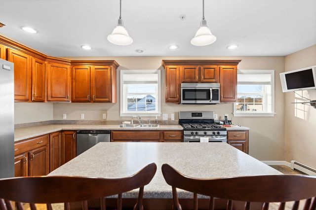 381 Summer Street, Fitchburg, MA 01420
