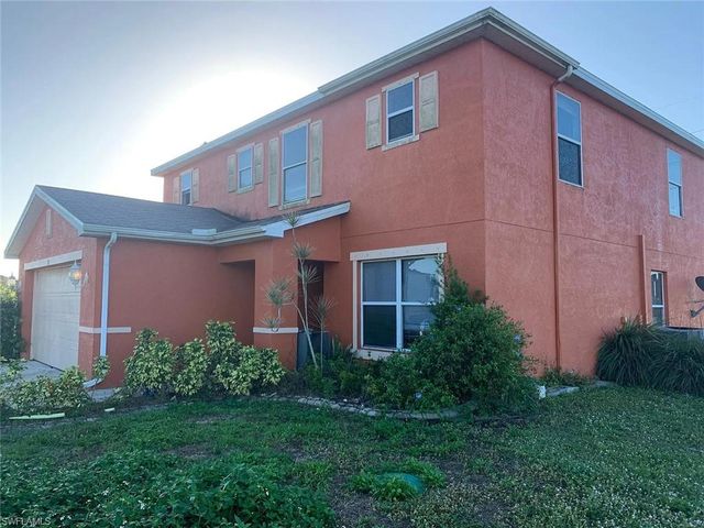 30 NE 24th TER, Cape Coral, FL 33909