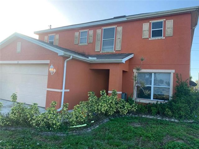 30 NE 24th TER, Cape Coral, FL 33909