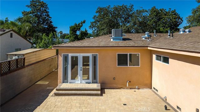 13712 Community, Panorama City, CA 91402