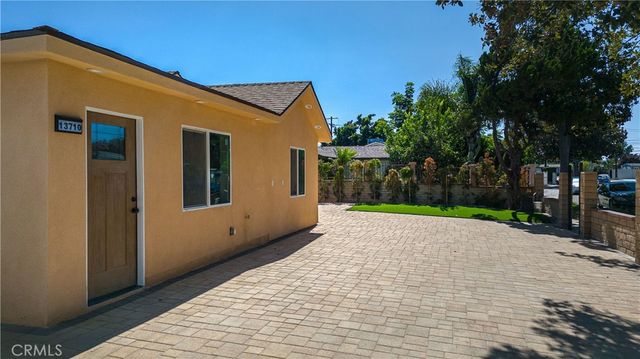 13712 Community, Panorama City, CA 91402