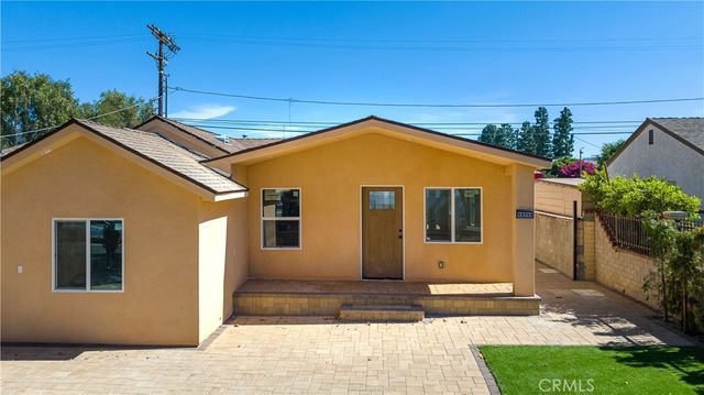 13712 Community, Panorama City, CA 91402