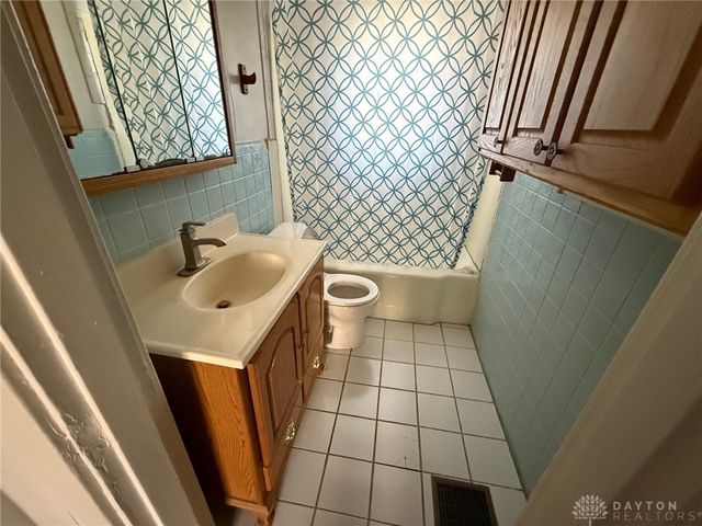 1901 Brentwood Street, Middletown, OH 45044