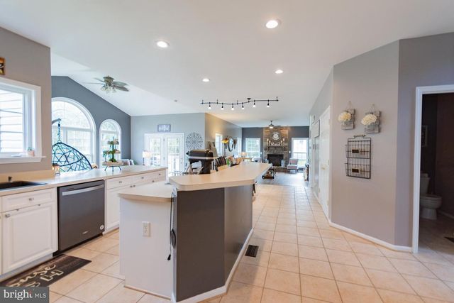 74 DRUMWOOD RD, Martinsburg, WV 25403