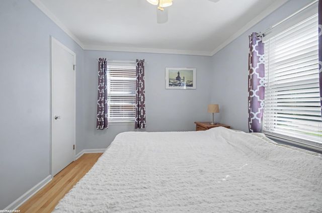 28408 Hughes Street, Saint Clair Shores, MI 48081