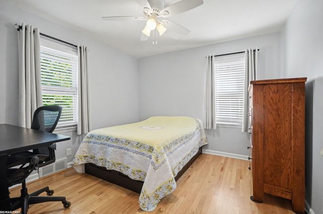 28408 Hughes Street, Saint Clair Shores, MI 48081