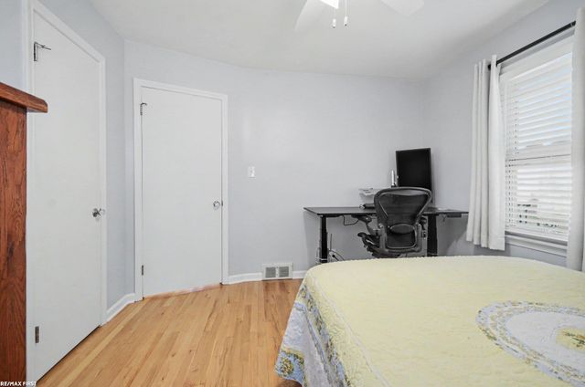 28408 Hughes Street, Saint Clair Shores, MI 48081