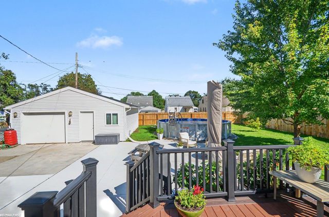 28408 Hughes Street, Saint Clair Shores, MI 48081
