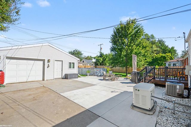 28408 Hughes Street, Saint Clair Shores, MI 48081