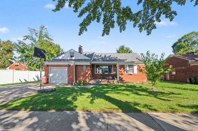 28408 Hughes Street, Saint Clair Shores, MI 48081