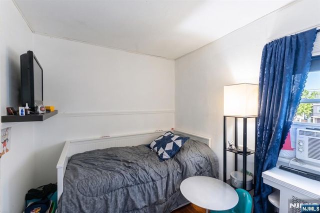 1161 Anna Street, Teaneck, NJ 07666
