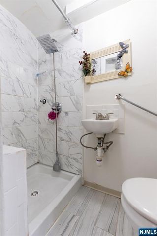 1161 Anna Street, Teaneck, NJ 07666