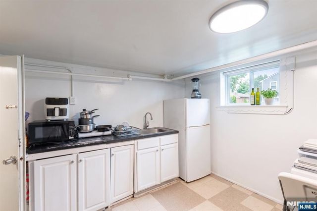 1161 Anna Street, Teaneck, NJ 07666