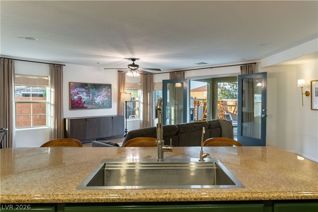 10570 Cranbrook Cross Street, Las Vegas, NV 89179