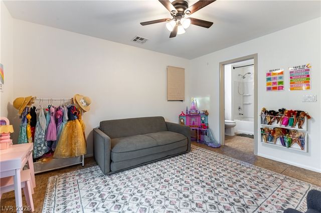 10570 Cranbrook Cross Street, Las Vegas, NV 89179