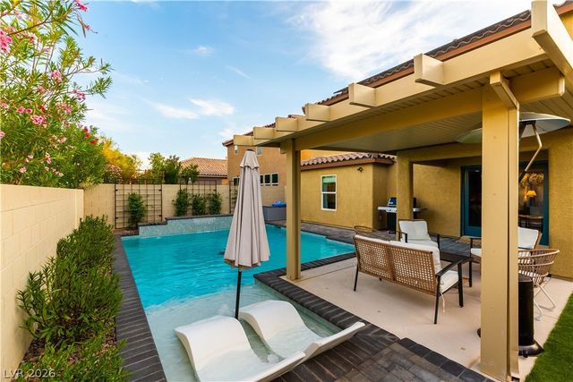 10570 Cranbrook Cross Street, Las Vegas, NV 89179
