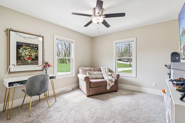 4780 Meadow VIEW E, Brookfield, WI 53005