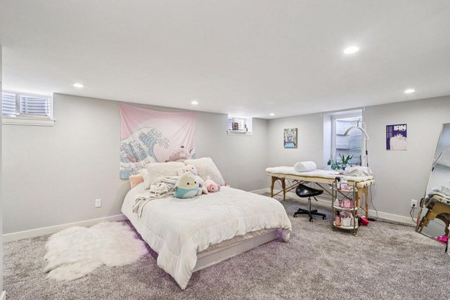 4780 Meadow VIEW E, Brookfield, WI 53005