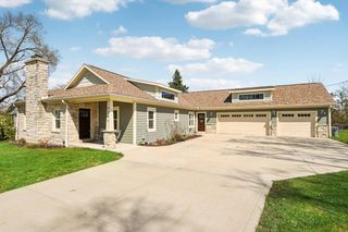 4780 Meadow VIEW E, Brookfield, WI 53005