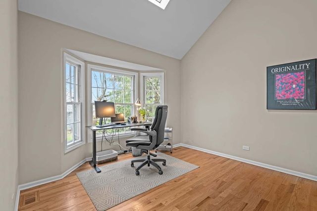 1002 Shimer Court, Naperville, IL 60565