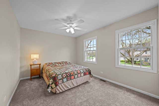 1002 Shimer Court, Naperville, IL 60565