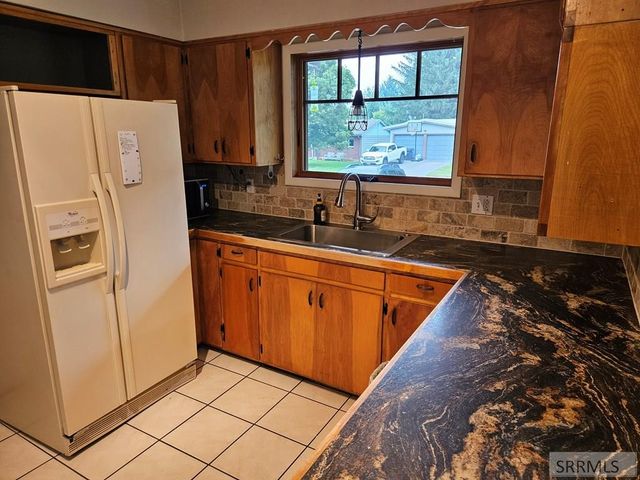 1159 Corinne Avenue, Idaho Falls, ID 83402