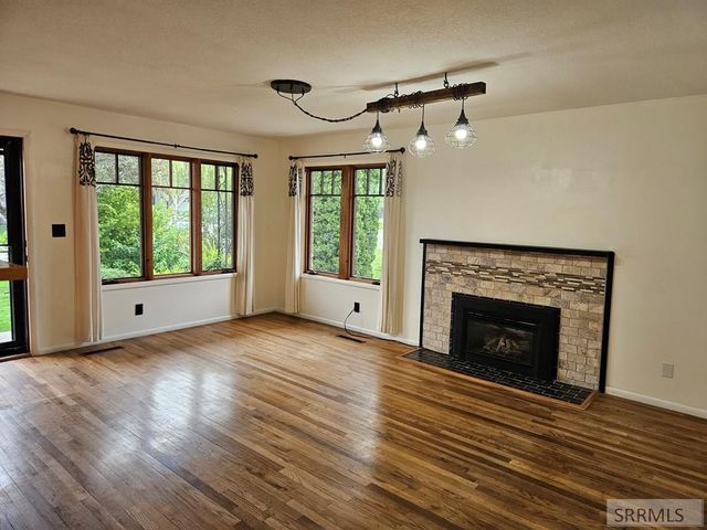 1159 Corinne Avenue, Idaho Falls, ID 83402