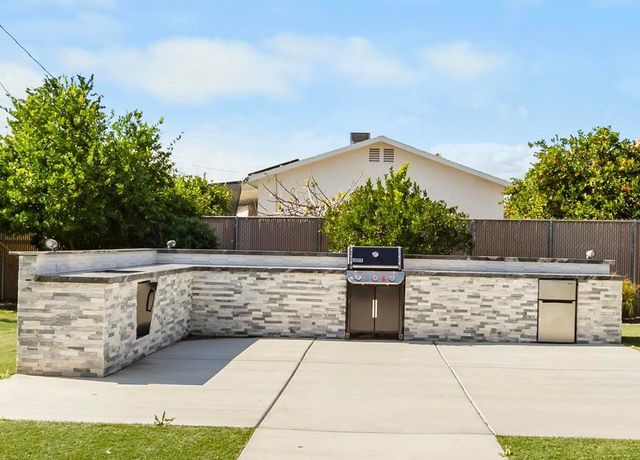 15041 Via Quedo, Desert Hot Springs, CA 92240