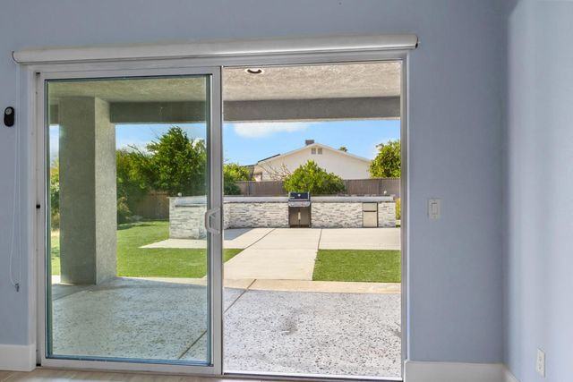 15041 Via Quedo, Desert Hot Springs, CA 92240