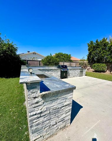 15041 Via Quedo, Desert Hot Springs, CA 92240