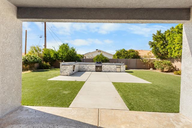 15041 Via Quedo, Desert Hot Springs, CA 92240