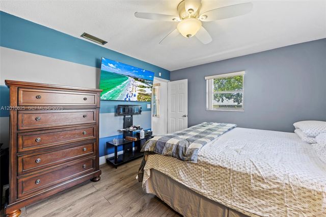 1831 Hiltonia Circle, West Palm Beach, FL 33407