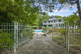 50111 Deer Park Drive, New Buffalo, MI 49117