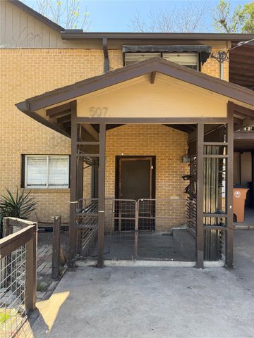 507 Swanee DR B, Austin, TX 78752