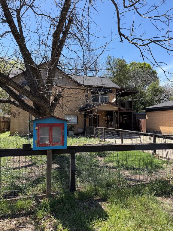 507 Swanee DR B, Austin, TX 78752
