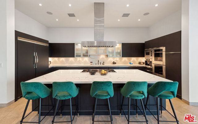 9305 Nightingale Drive, West Hollywood, CA 90069