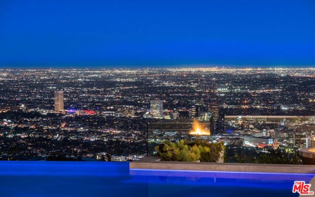 9305 Nightingale Drive, West Hollywood, CA 90069
