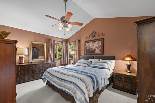 624 Lorree Lane, Lake In The Hills, IL 60156