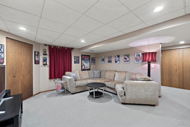 624 Lorree Lane, Lake In The Hills, IL 60156