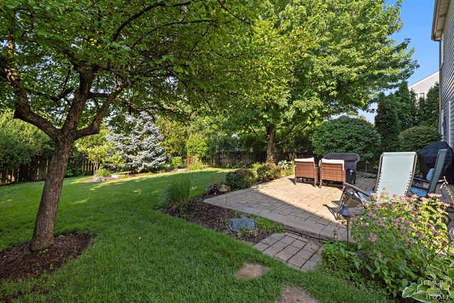 624 Lorree Lane, Lake In The Hills, IL 60156
