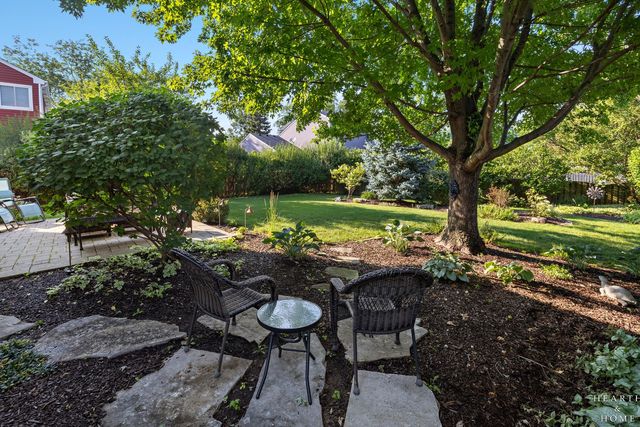 624 Lorree Lane, Lake In The Hills, IL 60156