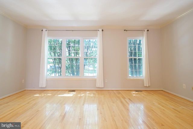 9423 FIELDS RD, Gaithersburg, MD 20878