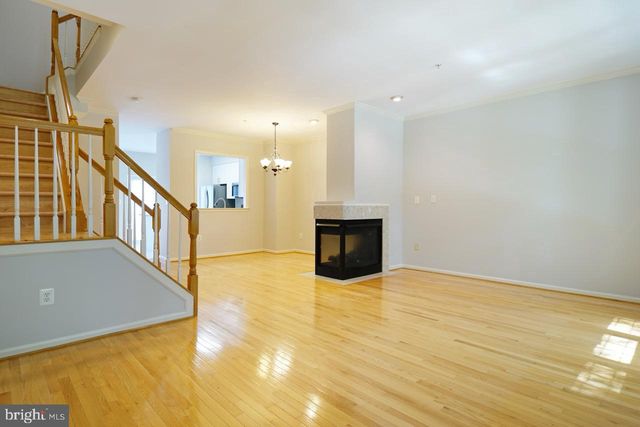 9423 FIELDS RD, Gaithersburg, MD 20878