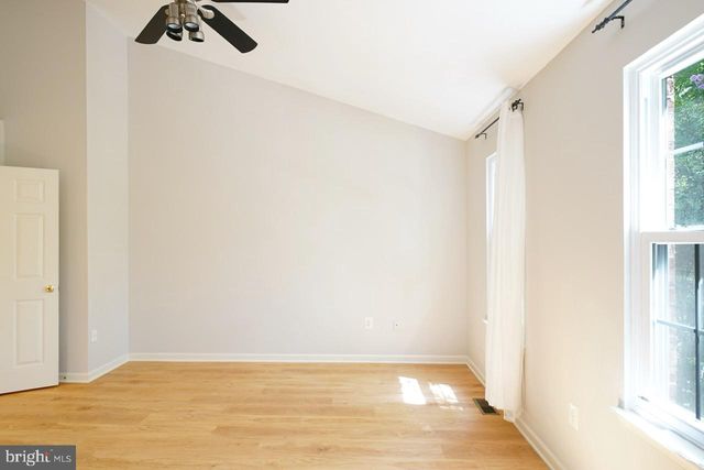 9423 FIELDS RD, Gaithersburg, MD 20878