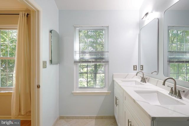 9423 FIELDS RD, Gaithersburg, MD 20878