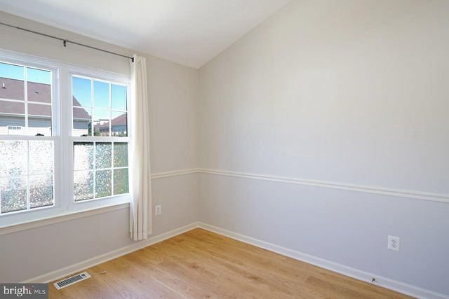 9423 FIELDS RD, Gaithersburg, MD 20878