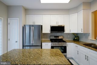 9423 FIELDS RD, Gaithersburg, MD 20878